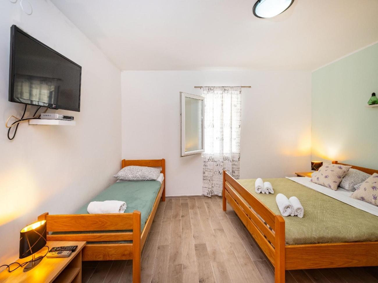Apartments With A Parking Space Nin, Zadar - 10414 Δωμάτιο φωτογραφία